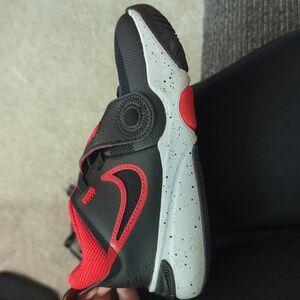 Boys 12c Nike sneakers